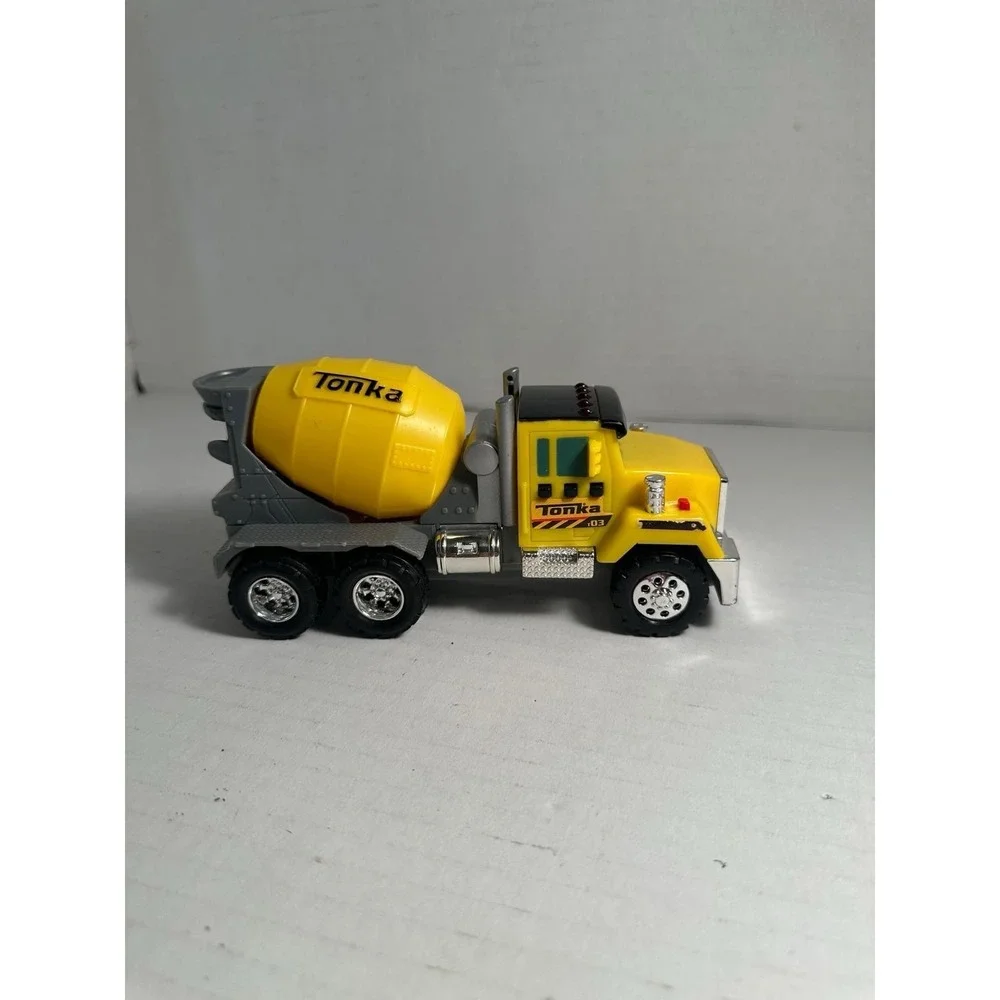 Tonka Cement Mixer Truck Plastic Yellow Gray Black Chrome 2009 MPN H08043